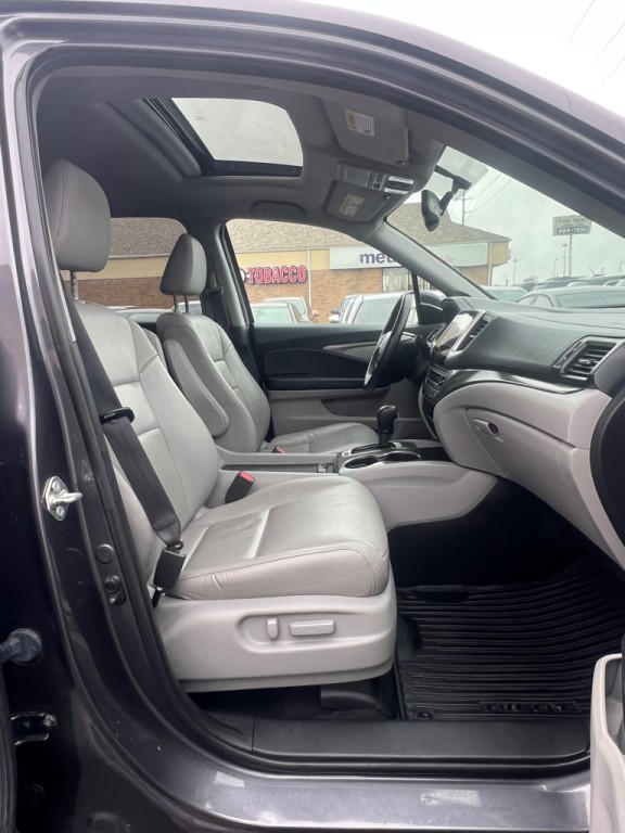 2017 Honda Pilot Image 7