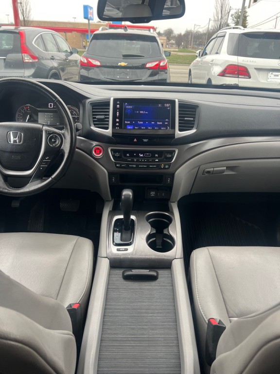 2017 Honda Pilot Image 13