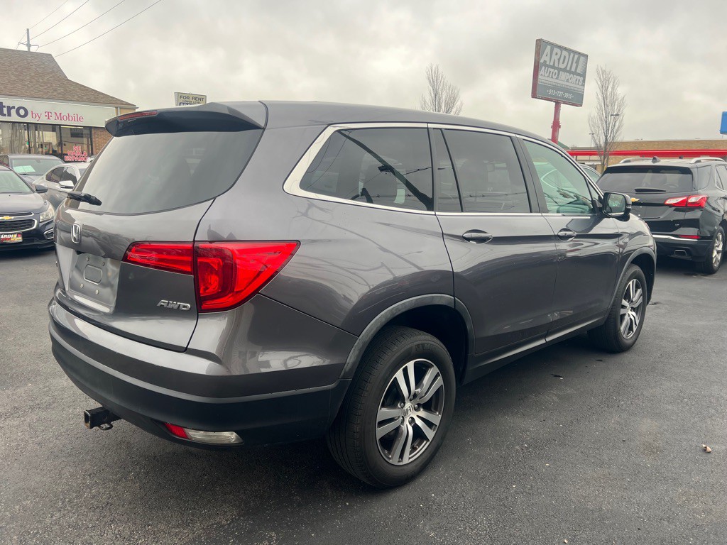 2017 Honda Pilot Image 17