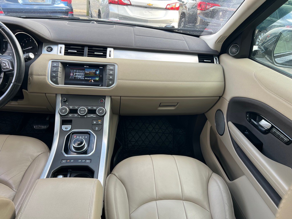 2017 Land Rover Range Rover Evoque Image 12