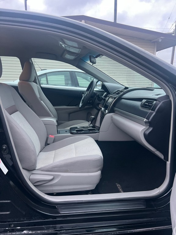 2013 Toyota Camry Image 6