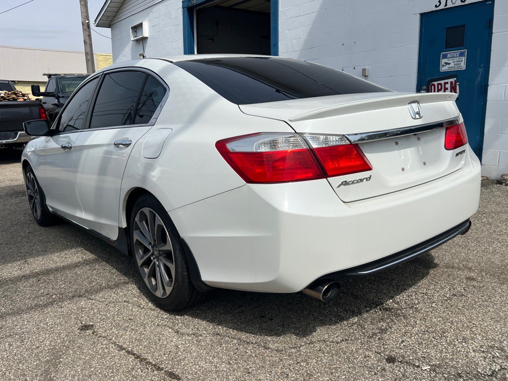 2014 Honda Accord Image 15