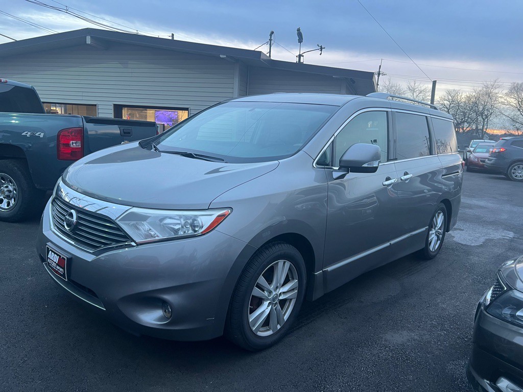 2011 Nissan Quest Image 3