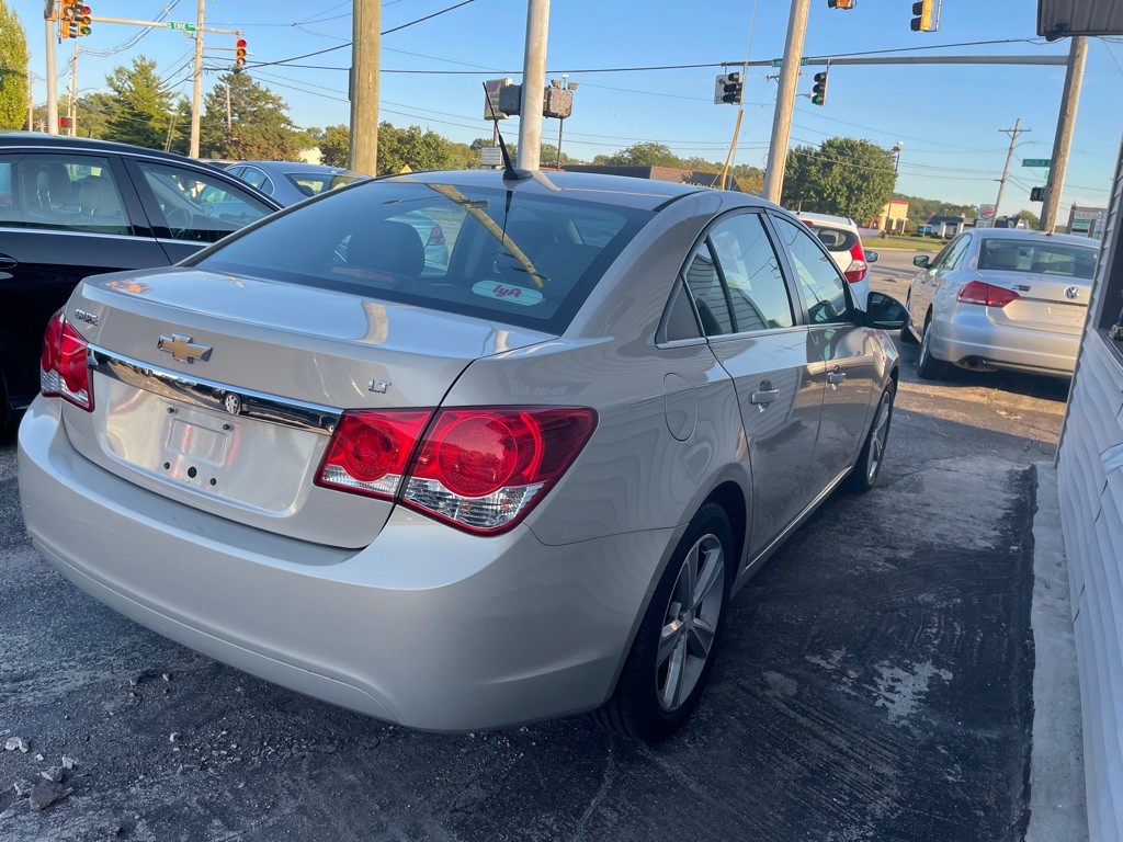 2012 Chevrolet Cruze Image 12