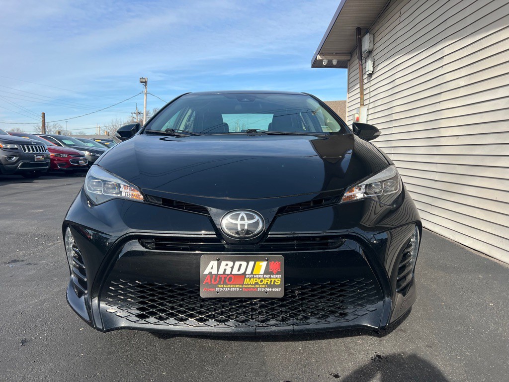 2018 Toyota Corolla Image 2