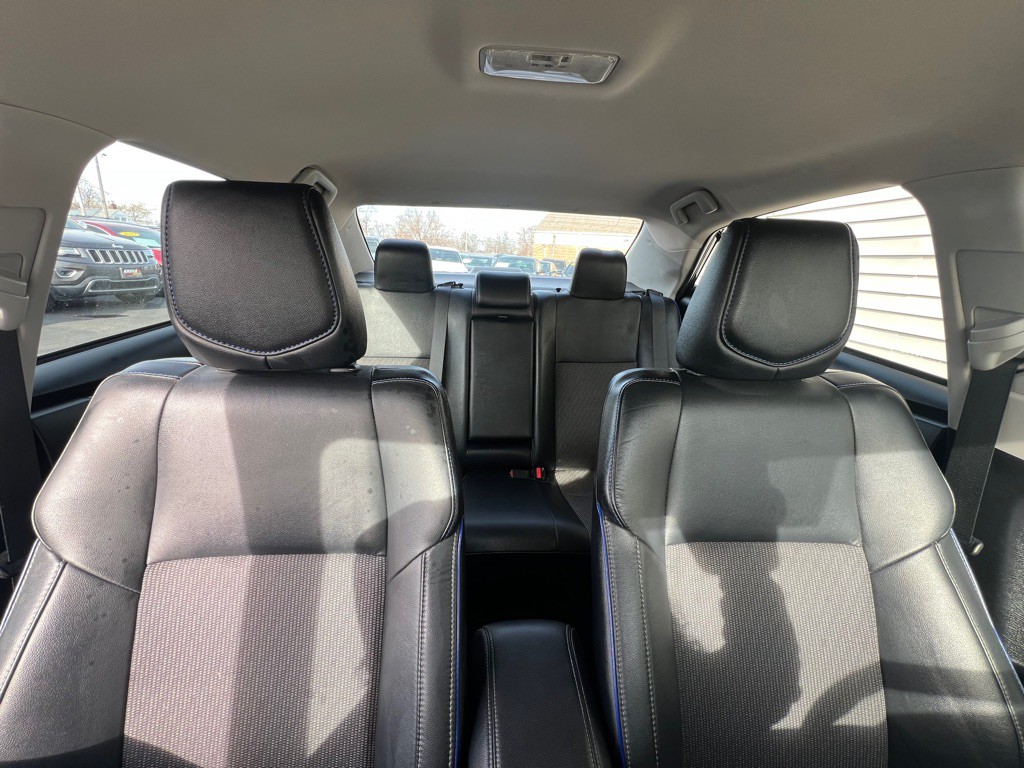 2018 Toyota Corolla Image 12