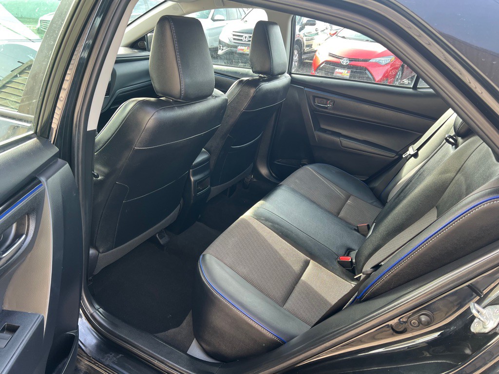 2018 Toyota Corolla Image 13