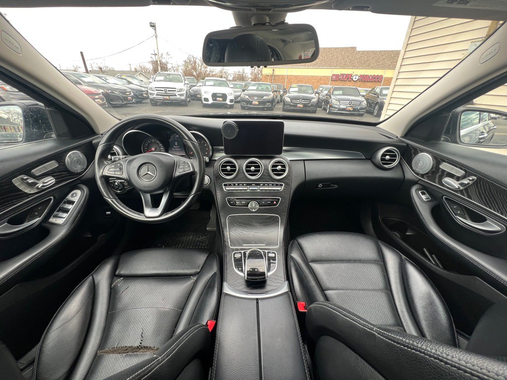 2015 Mercedes-Benz C-Class Image 8