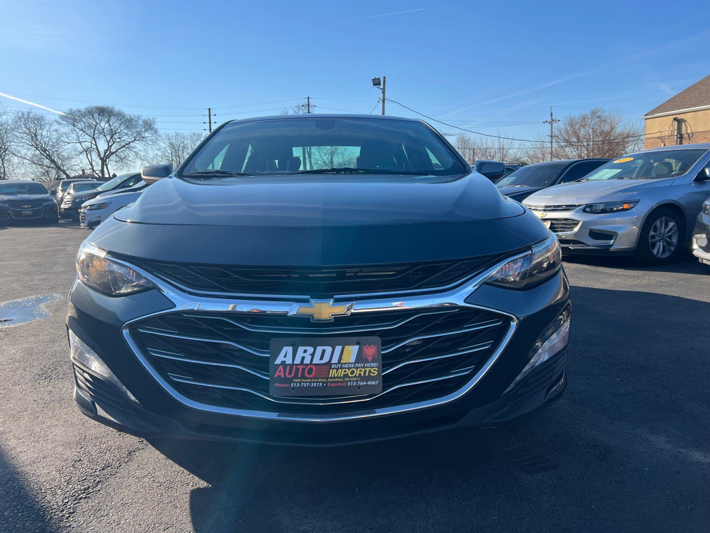 2020 Chevrolet Malibu Image 2