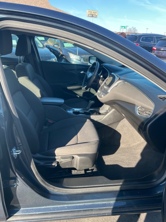 2020 Chevrolet Malibu Image 13