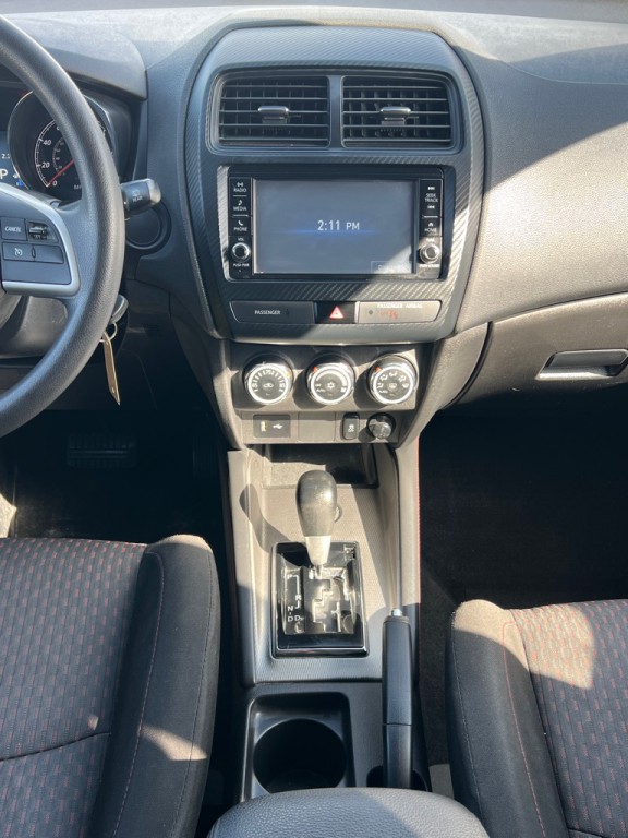 2019 Mitsubishi Outlander Image 12