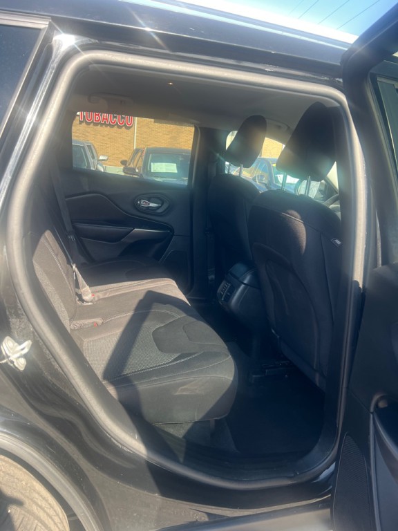 2020 Jeep Cherokee Image 13