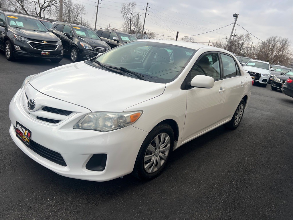 2012 Toyota Corolla Image 3