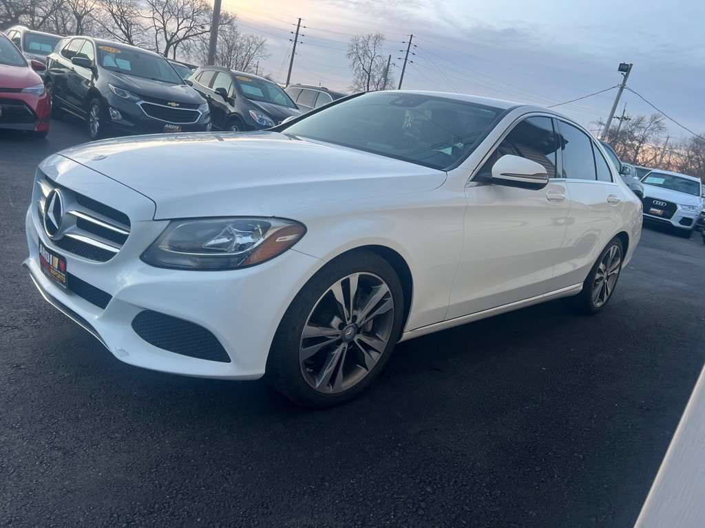 2016 Mercedes-Benz C-Class Image 6