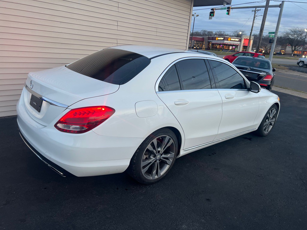2016 Mercedes-Benz C-Class Image 20