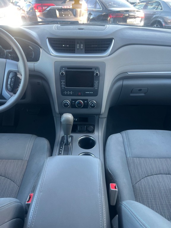 2017 Chevrolet Traverse Image 12