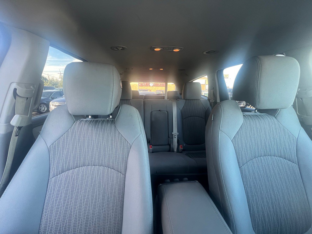 2017 Chevrolet Traverse Image 15