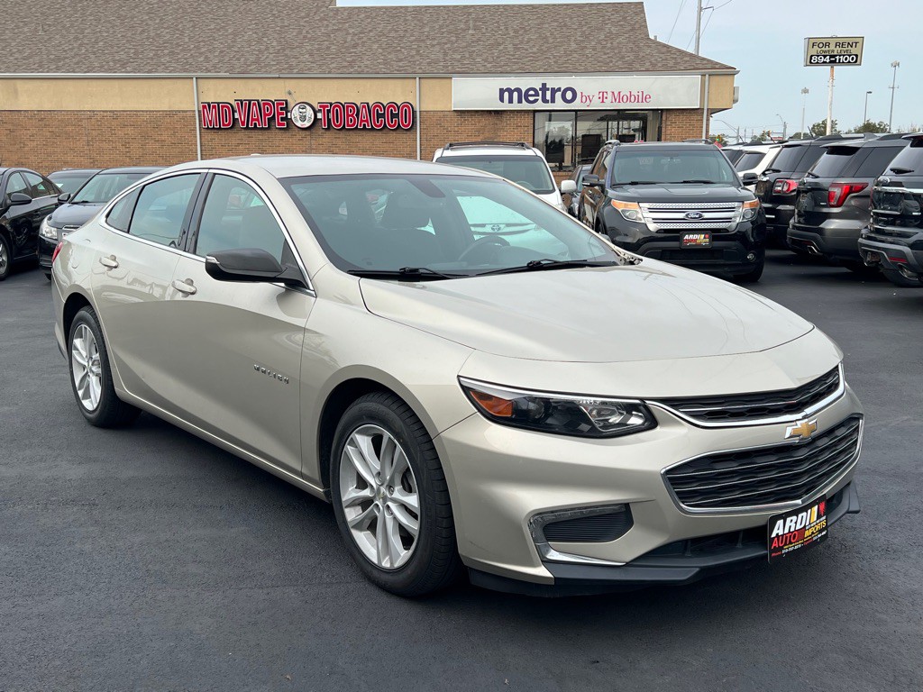 2016 Chevrolet Malibu Image 3
