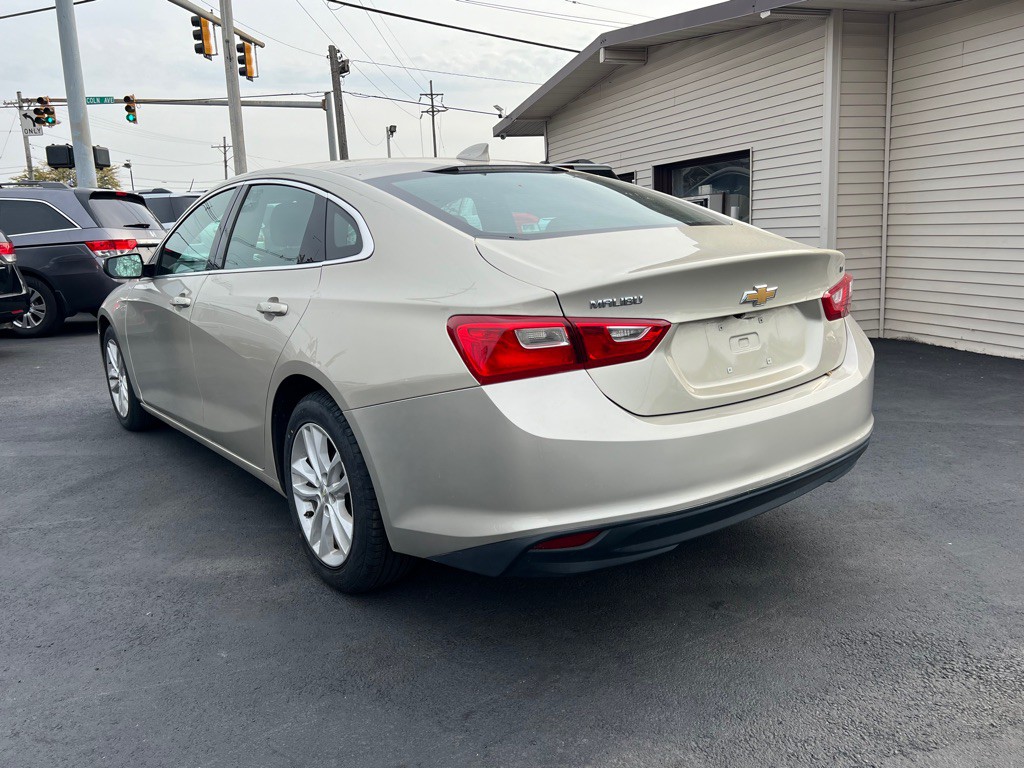 2016 Chevrolet Malibu Image 18