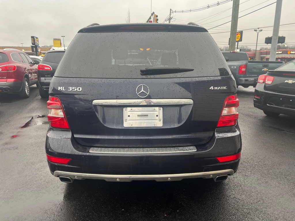 2011 Mercedes-Benz M-Class Image 12