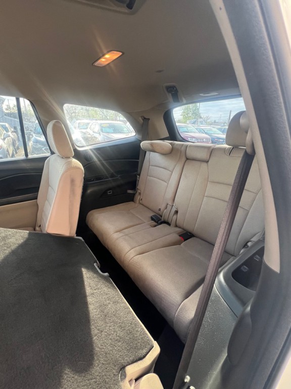 2016 Honda Pilot Image 17