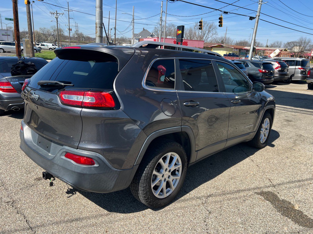 2017 Jeep Cherokee Image 15