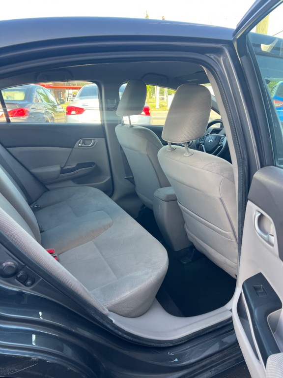 2012 Honda Civic Image 25