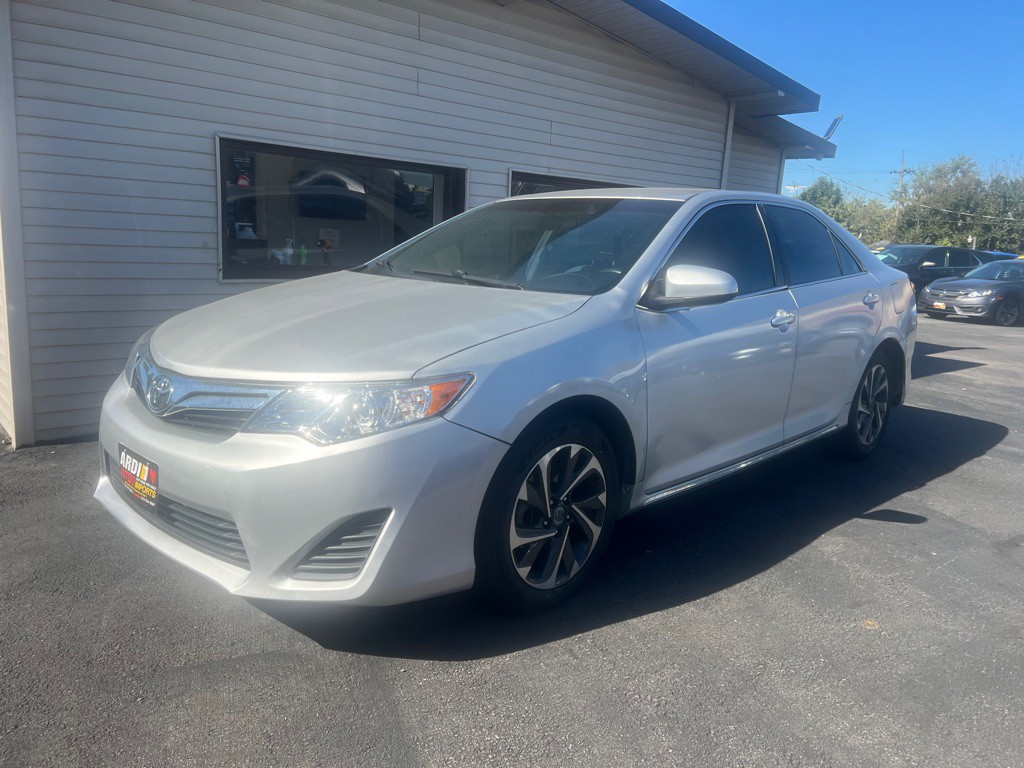 2013 Toyota Camry Image 4