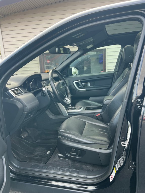 2019 Land Rover Discovery Sport Image 6