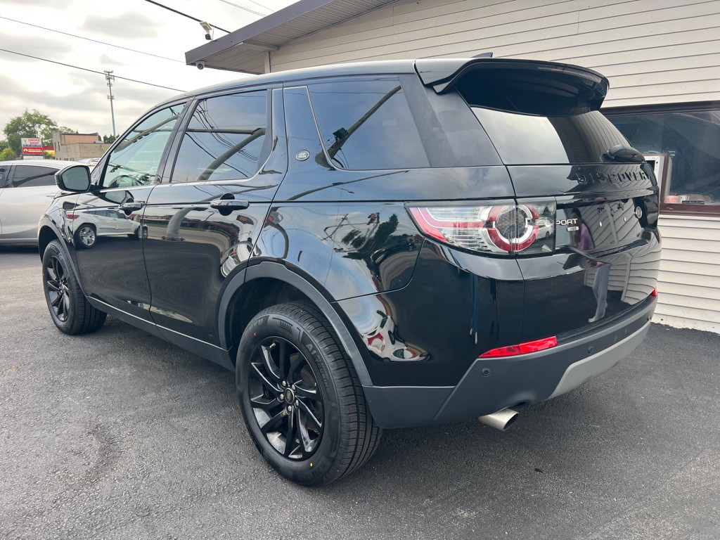 2019 Land Rover Discovery Sport Image 21