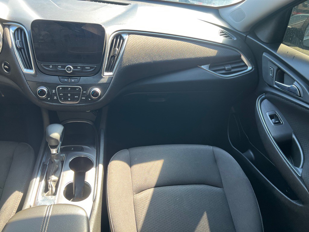 2021 Chevrolet Malibu Image 9
