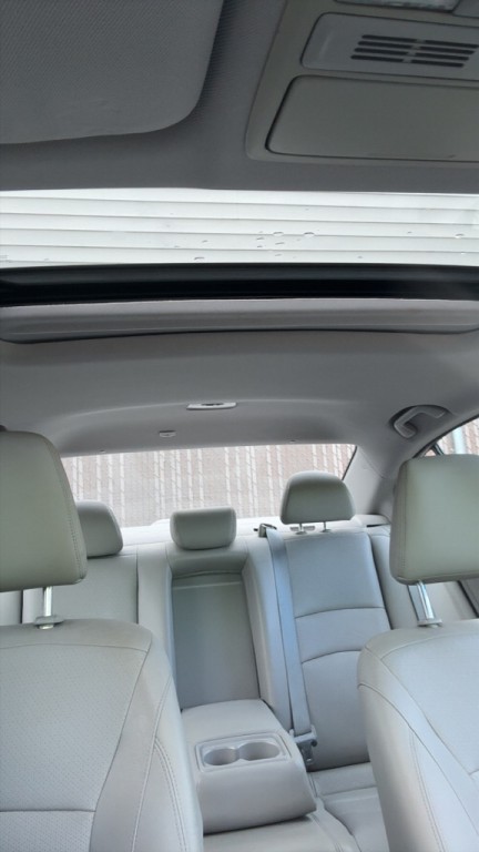 2014 Honda Accord Image 2