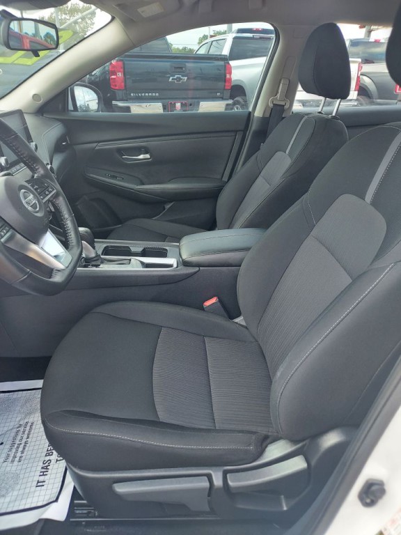 2022 Nissan Sentra Image 9