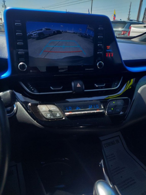 2022 Toyota C-HR Image 14