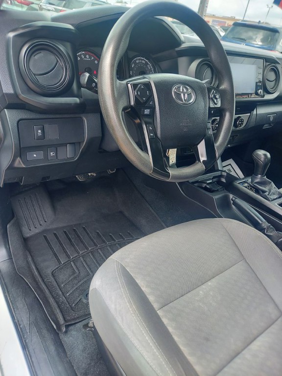 2022 Toyota Tacoma Image 16