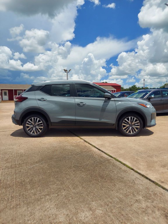 2024 Nissan Kicks Image 4