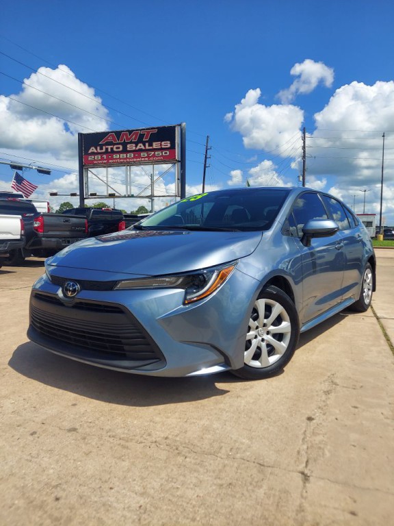 2023 Toyota Corolla Image 1
