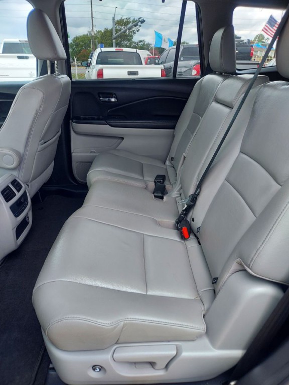 2020 Honda Pilot Image 10