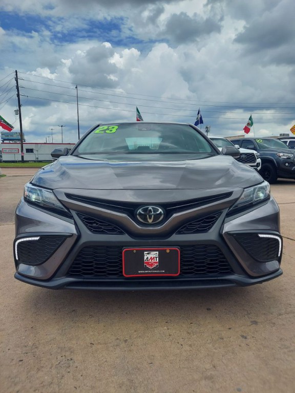2023 Toyota Camry Image 2