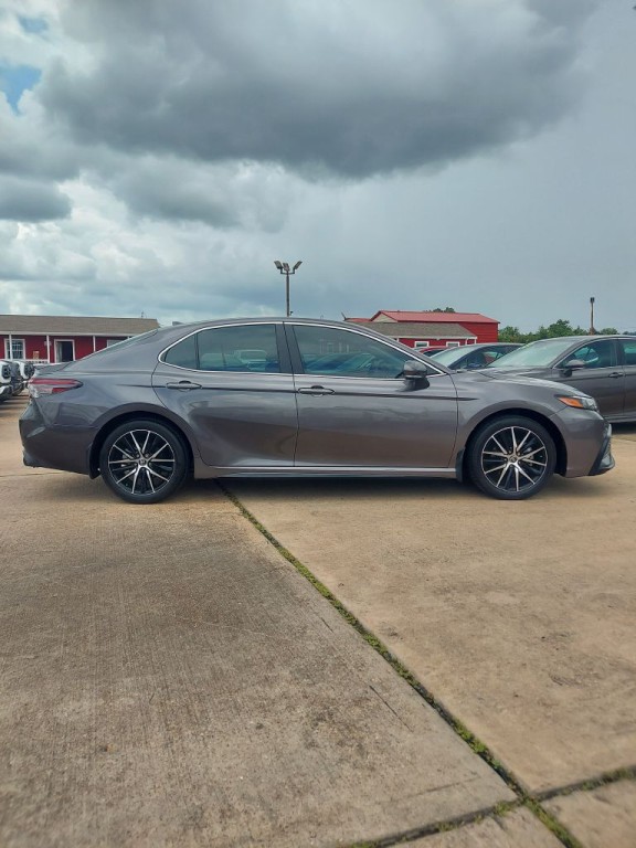 2023 Toyota Camry Image 4