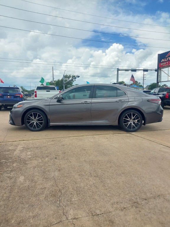 2023 Toyota Camry Image 8
