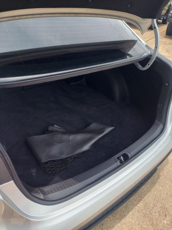 2022 Toyota Corolla Image 18