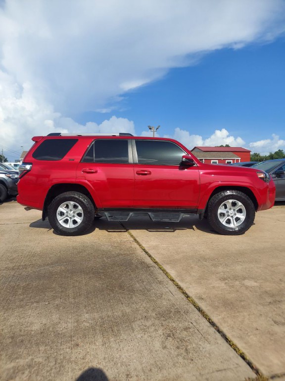 2022 Toyota 4Runner Image 4