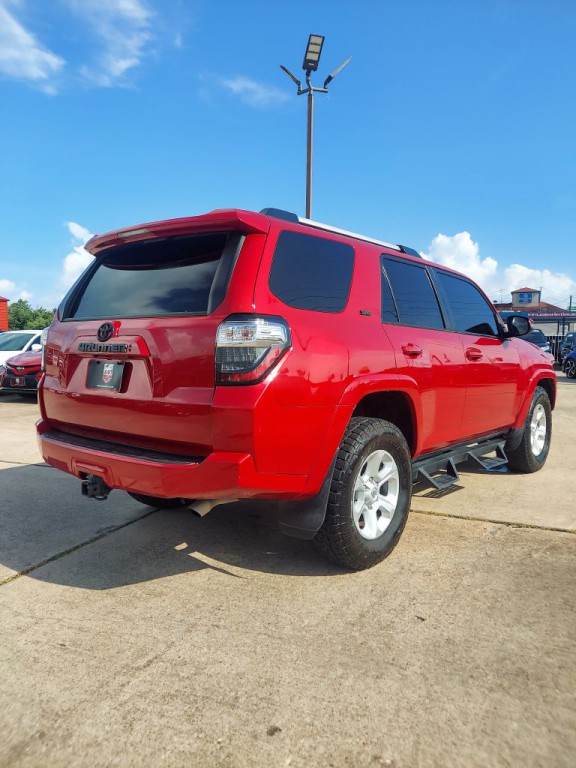 2022 Toyota 4Runner Image 5