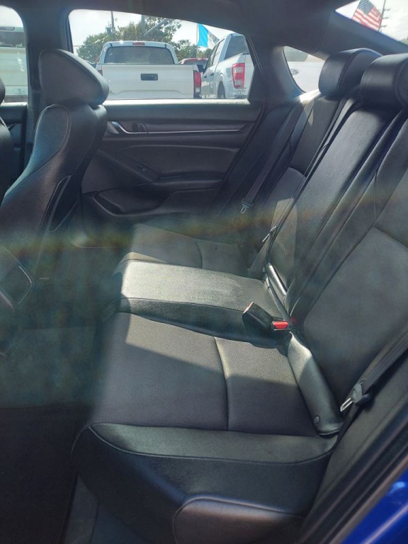 2020 Honda Accord Image 10