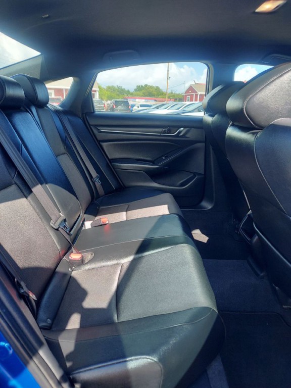 2020 Honda Accord Image 12