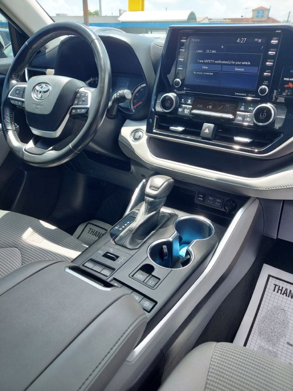 2022 Toyota Highlander Image 15