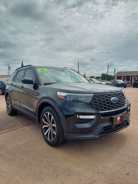 2023 Ford Explorer Image 3