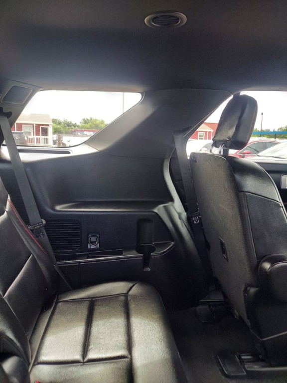 2023 Ford Explorer Image 14