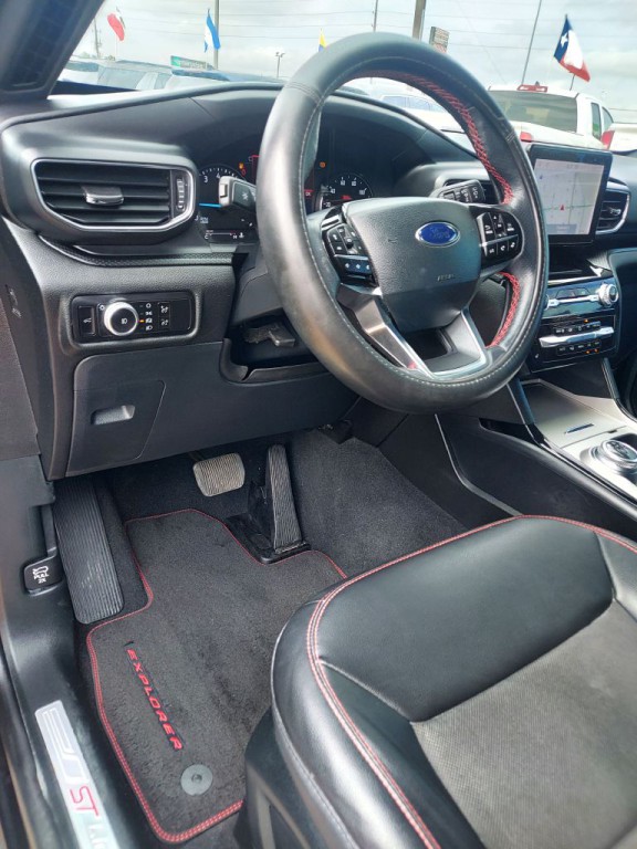 2023 Ford Explorer Image 18